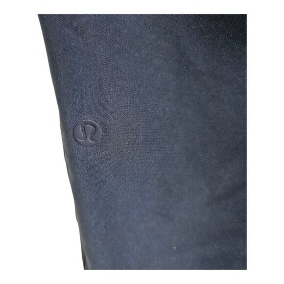 Lululemon On The Fly Jogger Women's Navy Blue Elastic waist cuffed hem size 6 - Picture 5 of 10